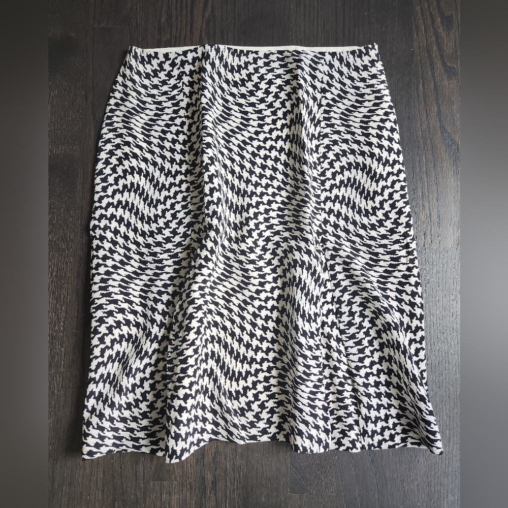 Casual Corner Skirt